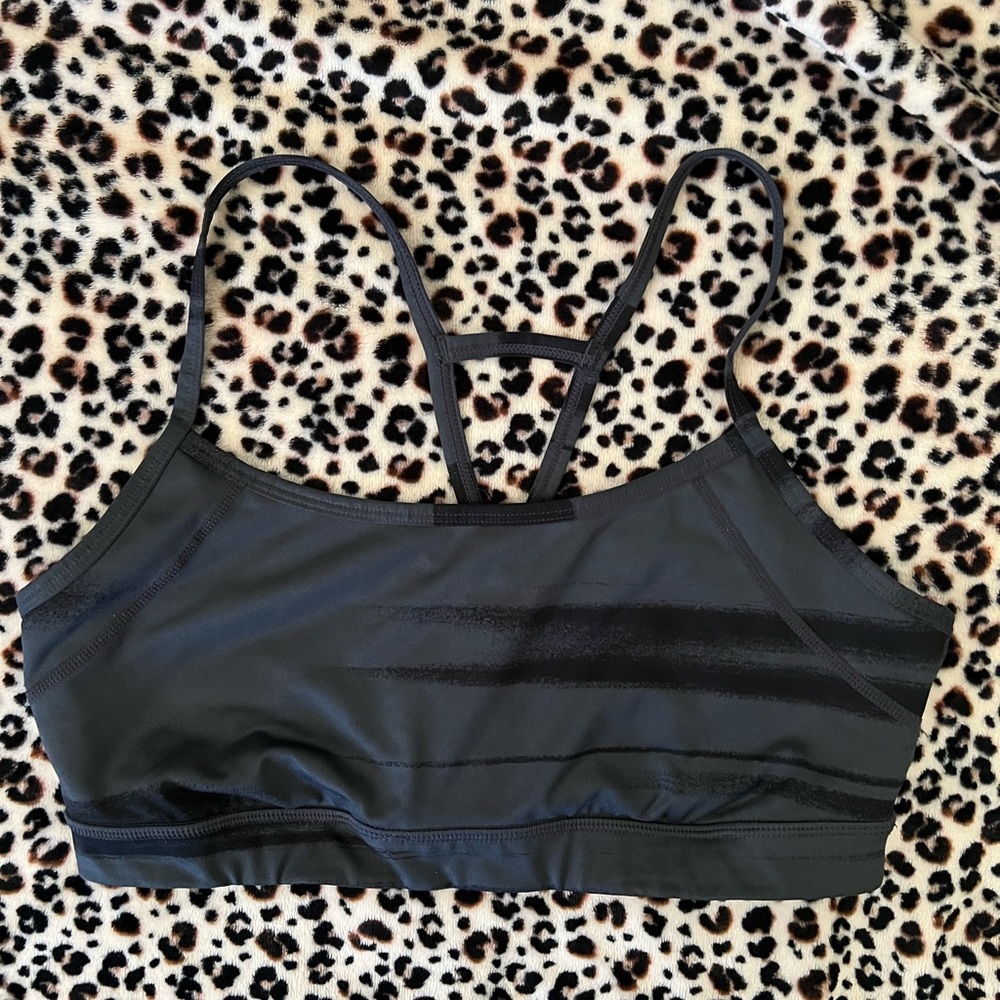 By Zella Sport Bra Size Medium , Color Black And Grey
